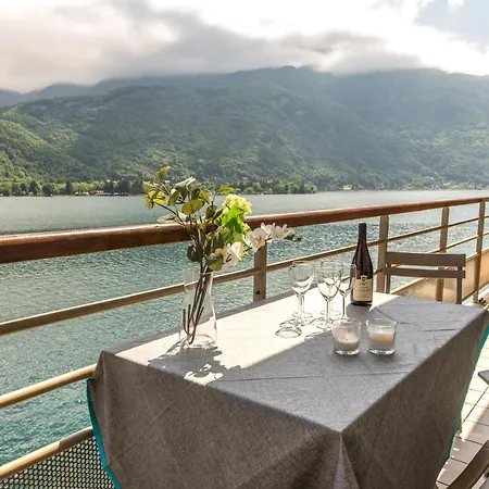 Les Libellules Accès Direct Au By Locationlacannecy, Lla Selections *